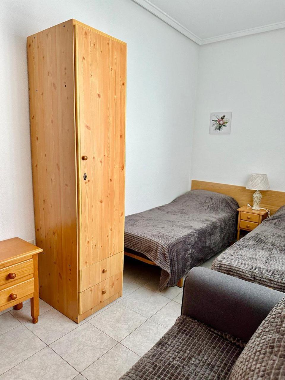 Apartamentos Avenida Diego Ramirez Torrevieja Eksteriør bilde